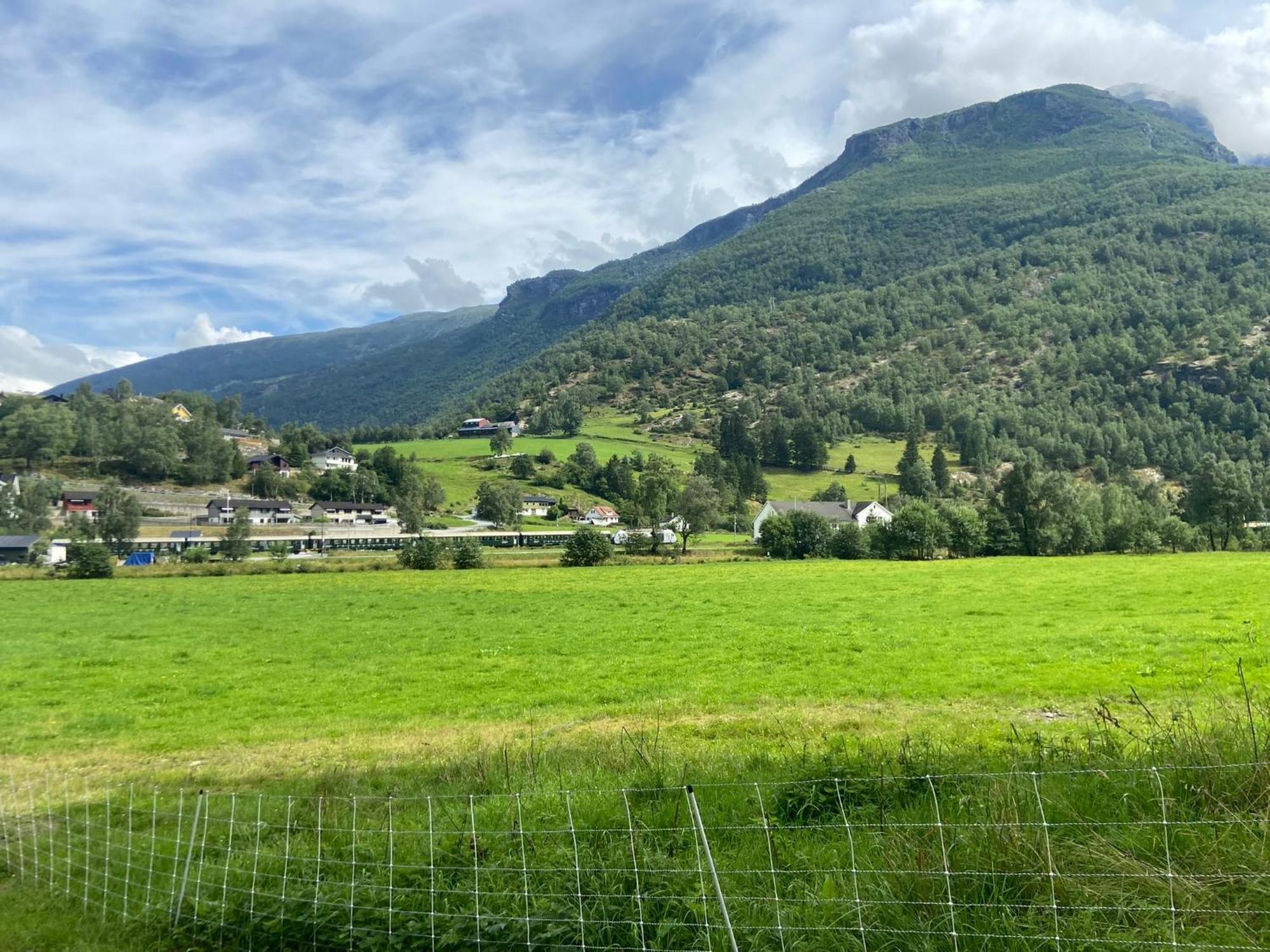 Brekke Gard Hostel Flåm Екстериор снимка