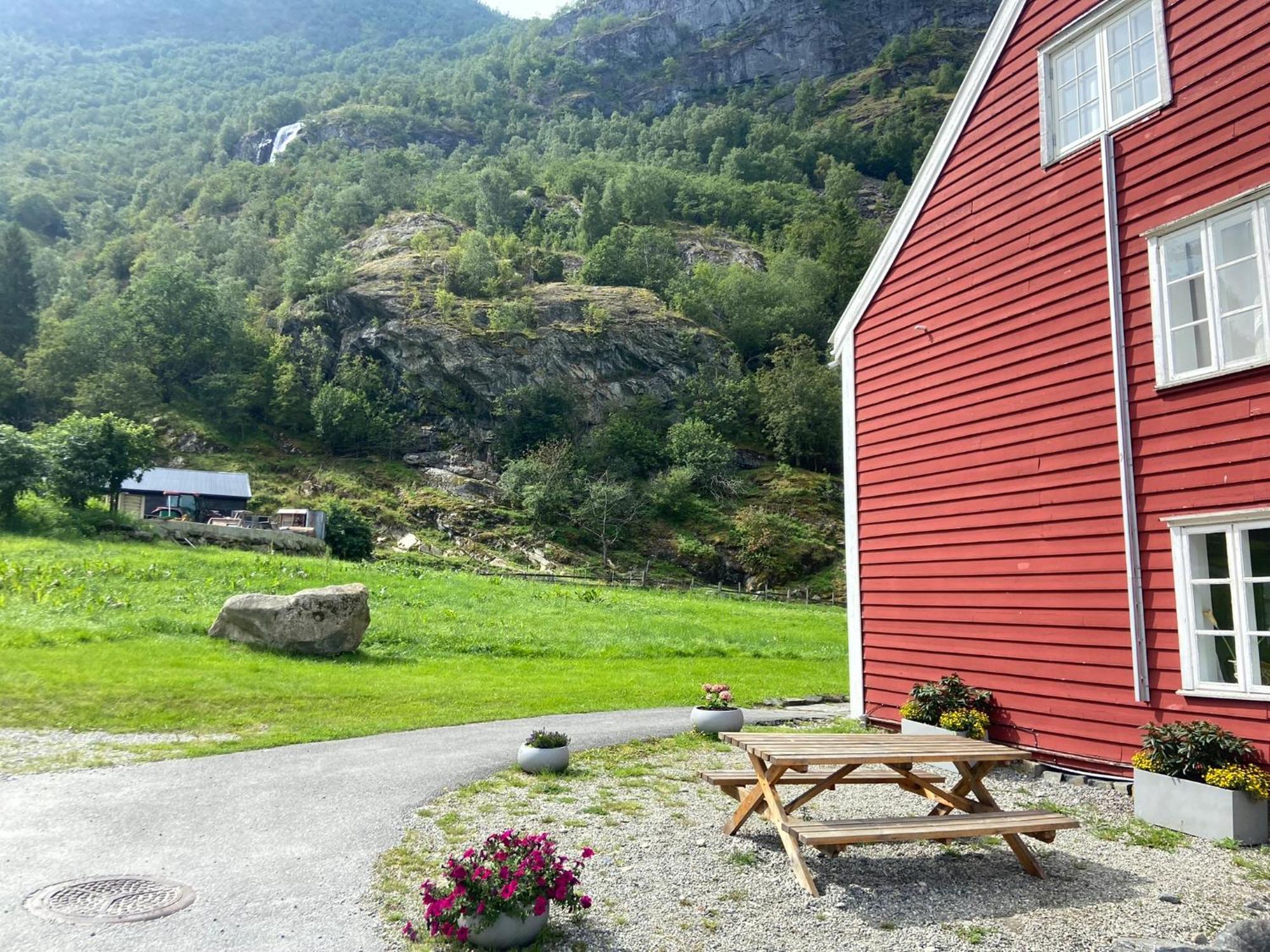 Brekke Gard Hostel Flåm Екстериор снимка