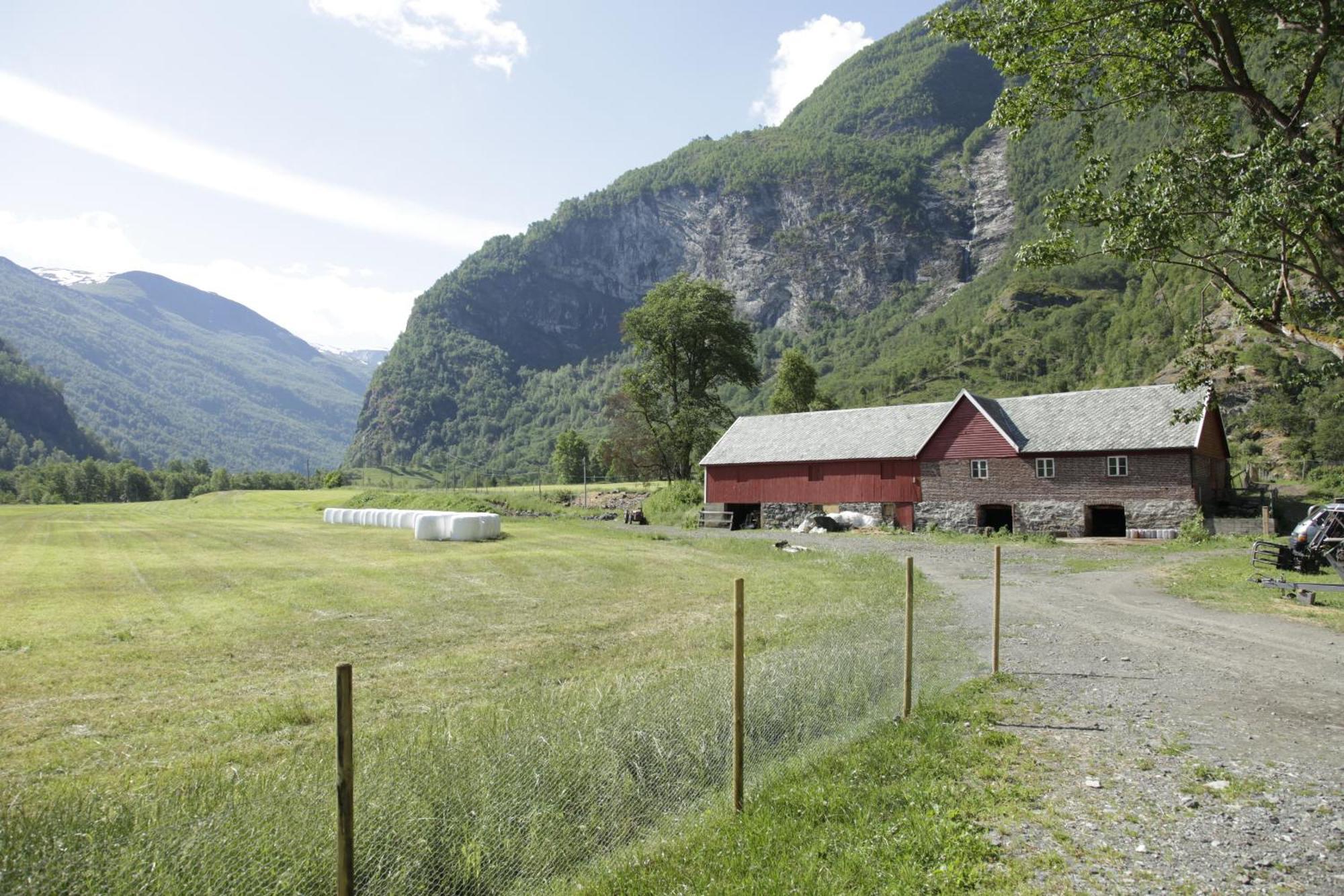 Brekke Gard Hostel Flåm Екстериор снимка