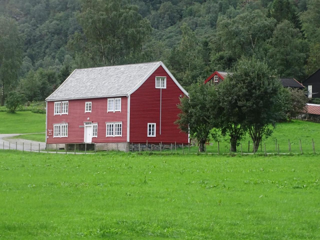 Brekke Gard Hostel Flåm Екстериор снимка